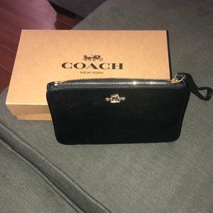 Coach Single Zipper Wristlet